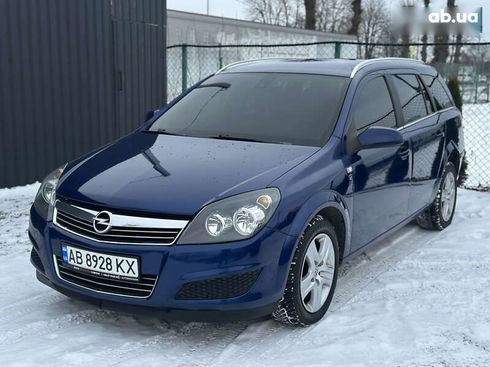 Opel Astra 2010 - фото 3