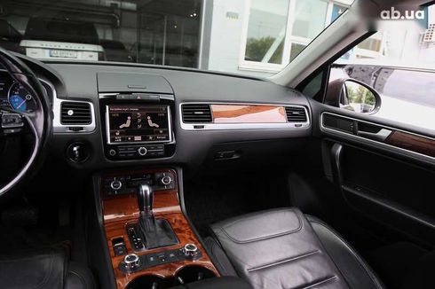 Volkswagen Touareg 2010 - фото 13