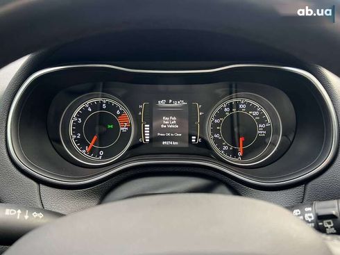 Jeep Cherokee 2019 - фото 15