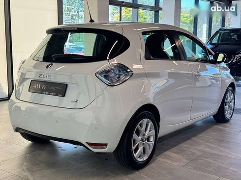 Renault Zoe 2019 - фото 12