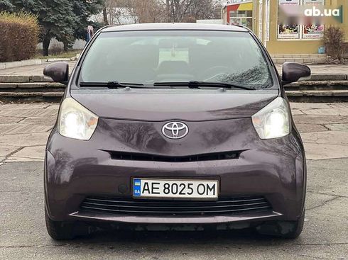 Toyota iQ 2009 - фото 2