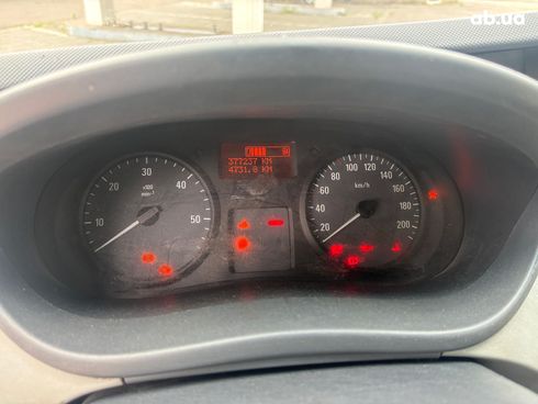 Mercedes-Benz B-Класс 2010 белый - фото 20