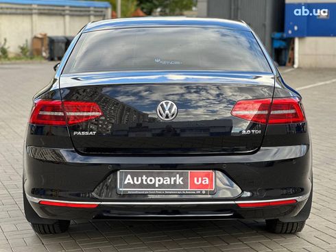 Volkswagen Passat 2017 черный - фото 10