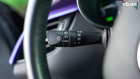 Toyota C-HR 2020 - фото 22