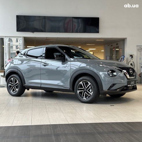 Nissan Juke 2024 серый - фото 3