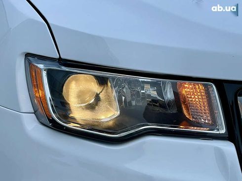 Jeep Grand Cherokee 2017 - фото 20