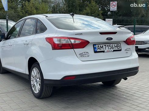 Ford Focus 2012 - фото 18