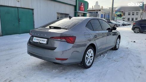 Skoda Octavia 2023 - фото 20