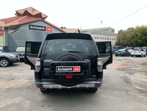 Mitsubishi Pajero Wagon 2008 черный - фото 12