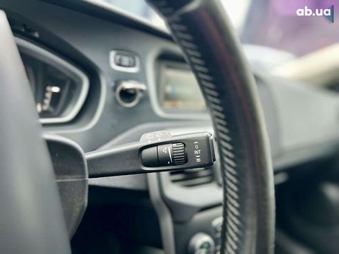 Volvo V40 2013 - фото 23