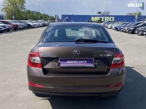 Skoda Octavia 2015 - фото 8