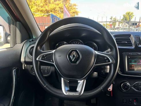 Renault Sandero 2019 - фото 15