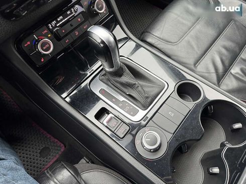 Volkswagen Touareg 2014 - фото 23