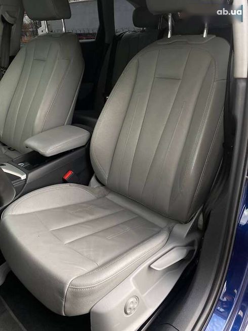 Audi A4 2018 - фото 29