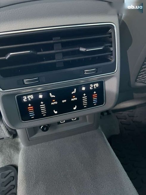Audi Q7 2023 - фото 17