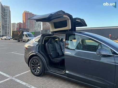 Tesla Model X 2018 - фото 4