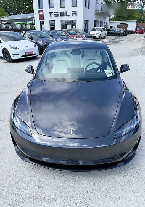 Tesla Model 3 2024 - фото 15