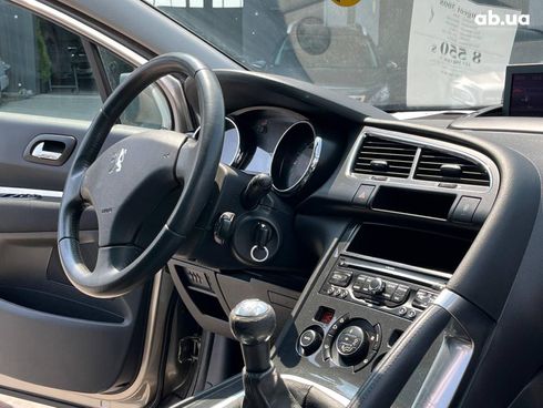 Peugeot 3008 2009 серый - фото 65