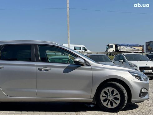 Hyundai i30 2022 серый - фото 12
