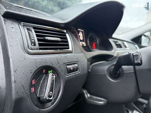 SEAT Toledo 2016 - фото 12