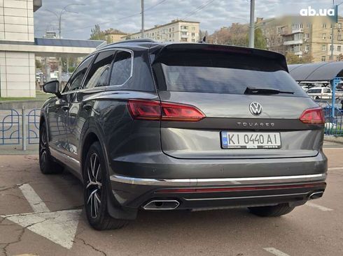 Volkswagen Touareg 2022 - фото 5