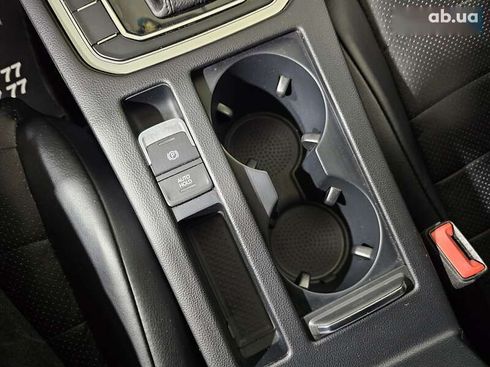 Volkswagen Passat 2015 - фото 26