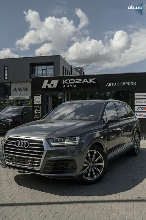 Audi Q7 2018 - фото 20