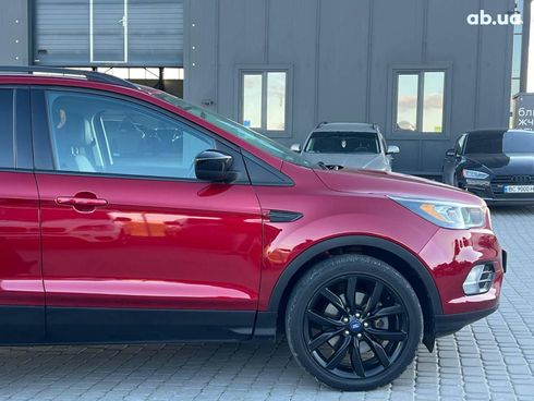 Ford Escape 2017 красный - фото 9