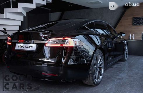 Tesla Model S 2019 - фото 25