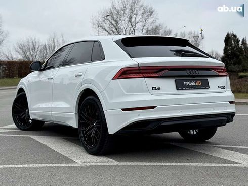 Audi Q8 2023 - фото 8
