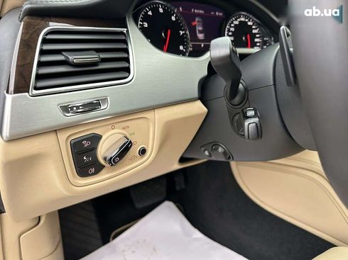 Audi A8 2011 - фото 10
