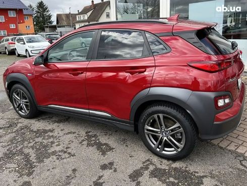 Hyundai Kona Electric 2018 красный - фото 4