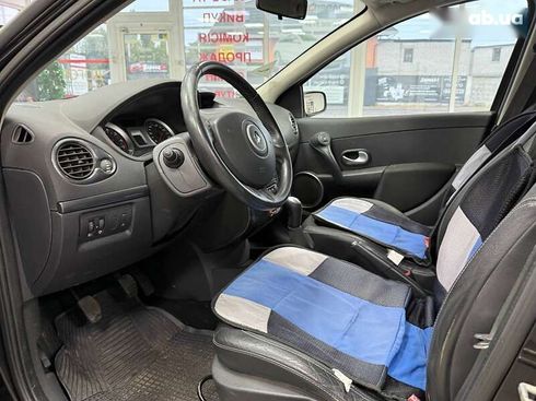 Renault Clio 2007 - фото 20