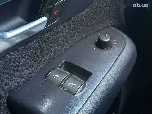 Audi A4 2003 - фото 15