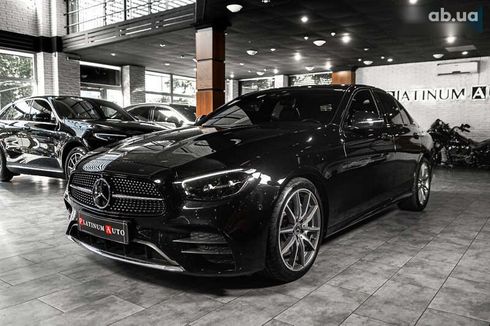 Mercedes-Benz E-Класс 2022 - фото 2
