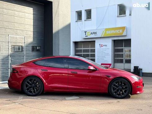 Tesla Model S 2022 - фото 11