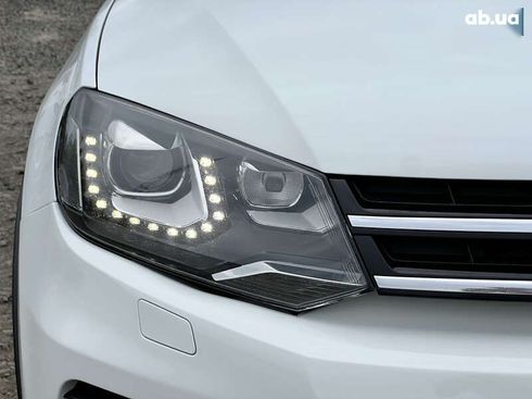Volkswagen Touareg 2012 - фото 14
