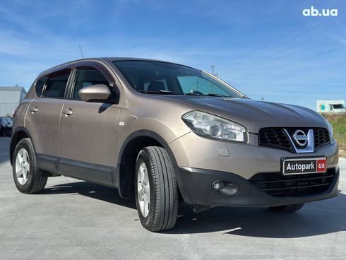 Nissan Qashqai 2012 коричневый - фото 3