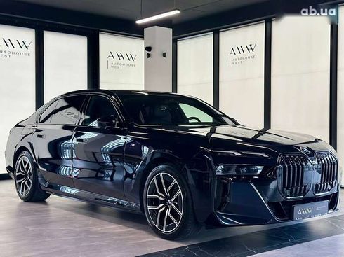 BMW i7 2023 - фото 7