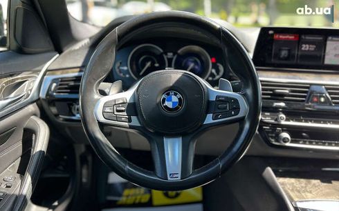 BMW 5 серия 2018 - фото 16