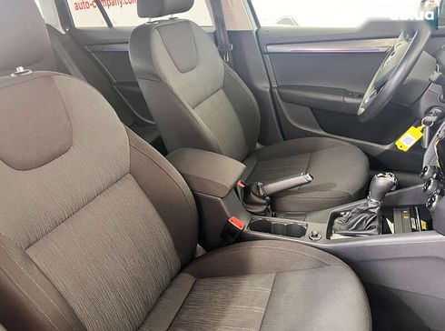 Skoda Octavia 2018 - фото 13