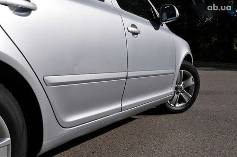 Skoda Octavia 2011 - фото 24