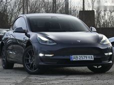 Продаж вживаних Tesla Model 3 в Житомирській області - купити на Автобазарі