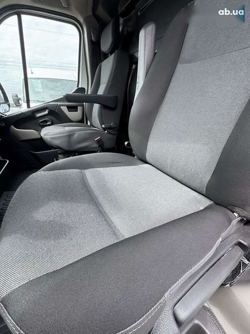 Renault Master 2018 - фото 15