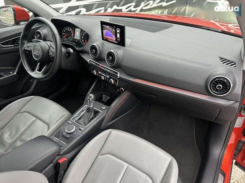 Audi Q2 2017 - фото 19