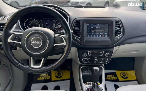 Jeep Compass 2018 - фото 15