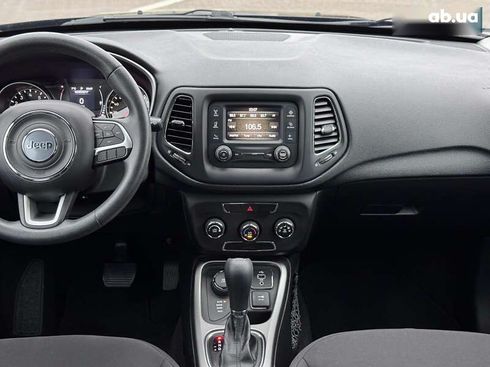 Jeep Compass 2018 - фото 23