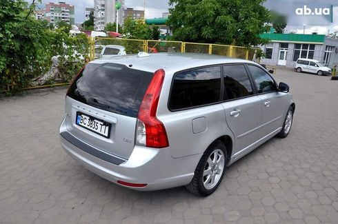 Volvo V50 2010 - фото 6