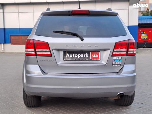 Dodge Journey 2015 серый - фото 5