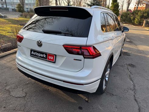 Volkswagen Tiguan 2018 белый - фото 7